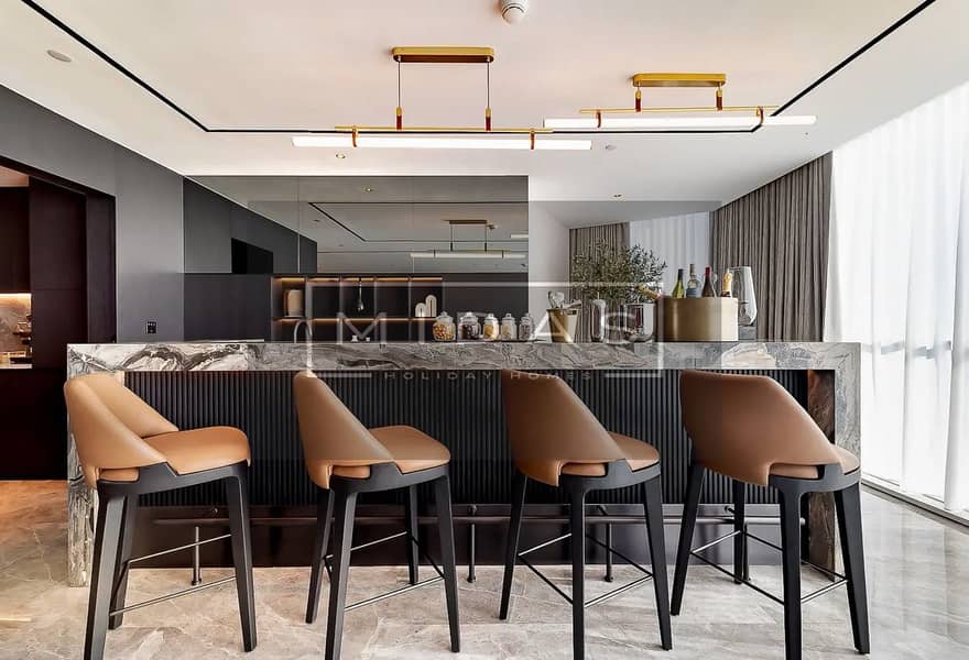 Spacious I Jacuzzi I Skyline Views I Pet Friendly - Image 6