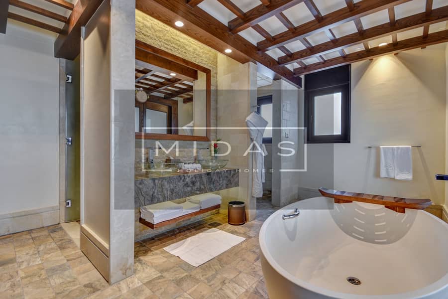 5* Resort Living I Balcony I Beach Access - Image 9