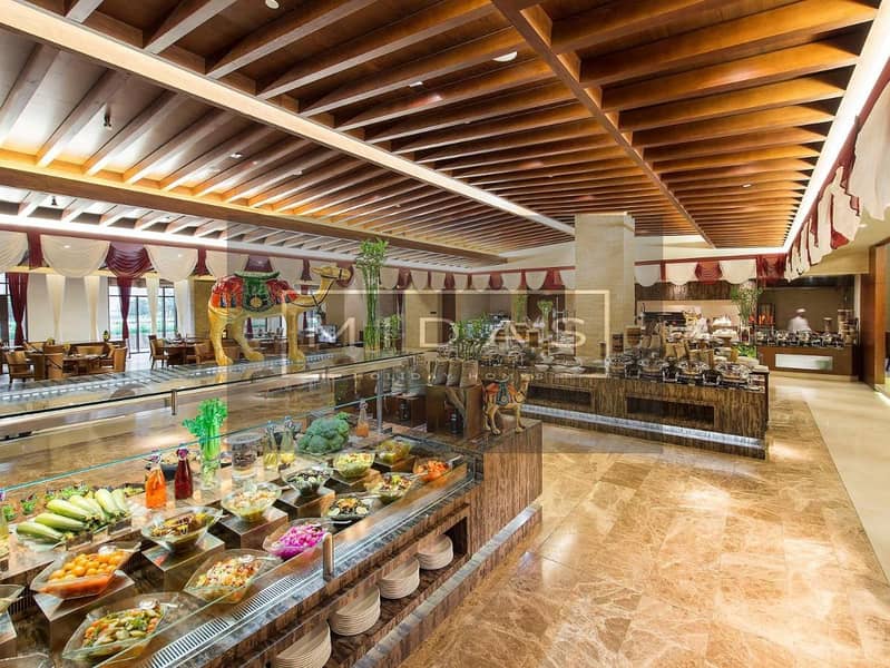 5* Resort Living I Balcony I Beach Access - Image 11