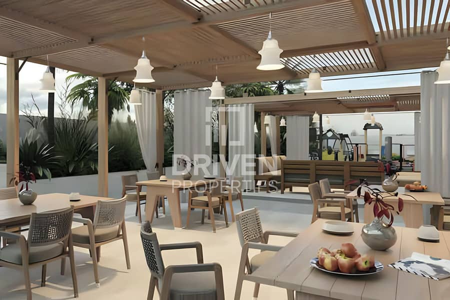 Modern Finishing | Prime Location | Great Layout - Image 9