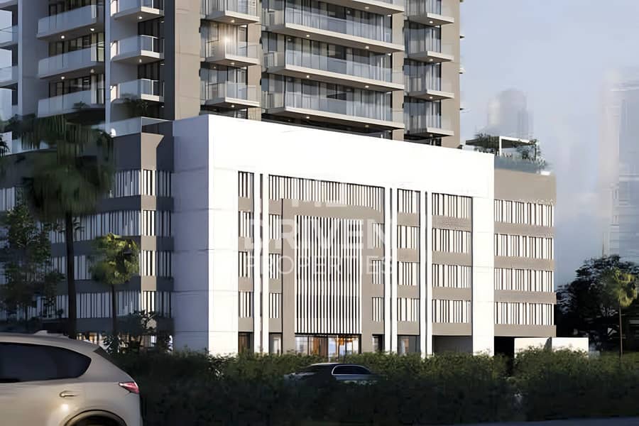 Modern Finishing | Prime Location | Great Layout - Image 16