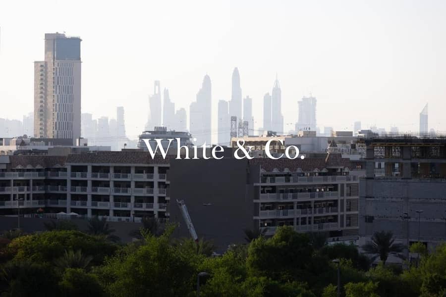 Duplex | 2 Parking Spaces | Open Views - Image 11