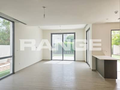4 Bedroom Villa for Sale in Dubai South, Dubai - Expansive Layout |Premium Corner | Prestige