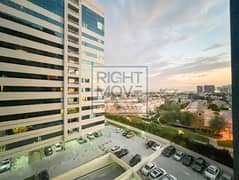 إطلالة جزئية على ملعب الغولف | شقة واسعة بغرفة نوم واحدة للبيع