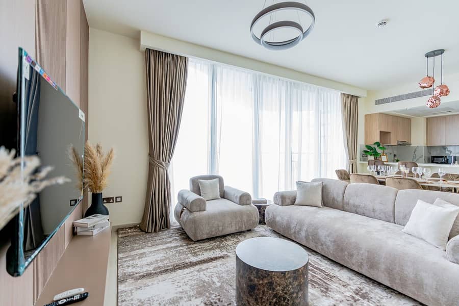 12 side living room area . jpg