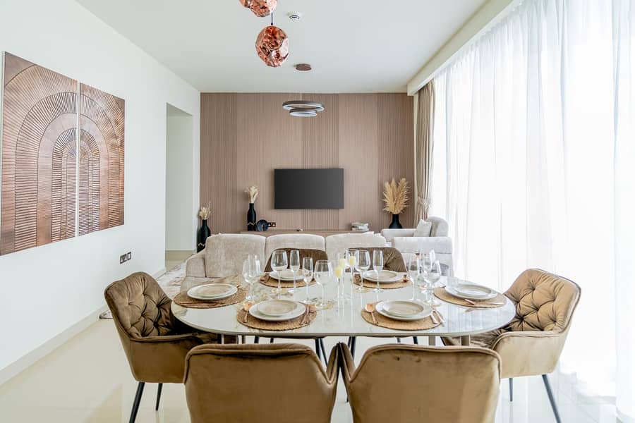 22 dining table . jpg