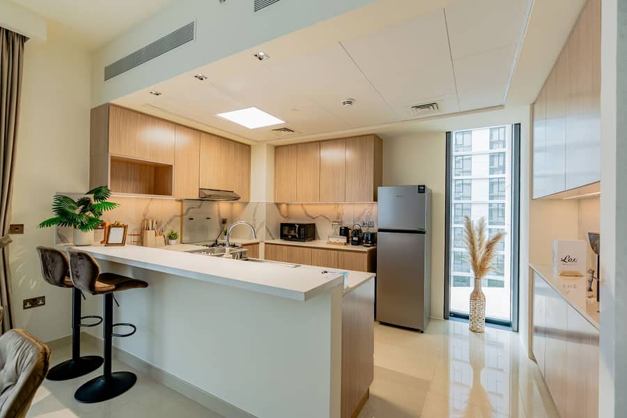 30 Kitchen . jpg