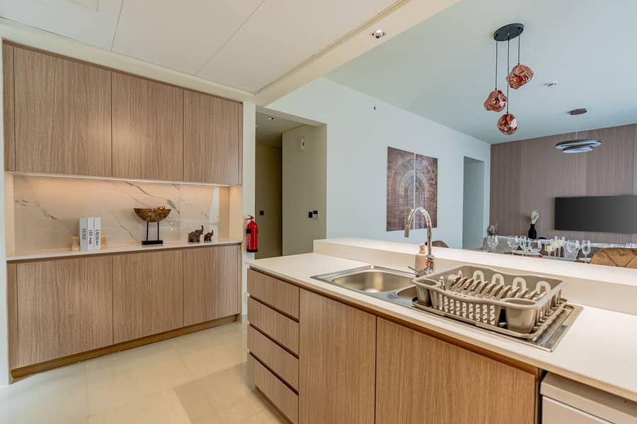 33 kitchen layout . jpg