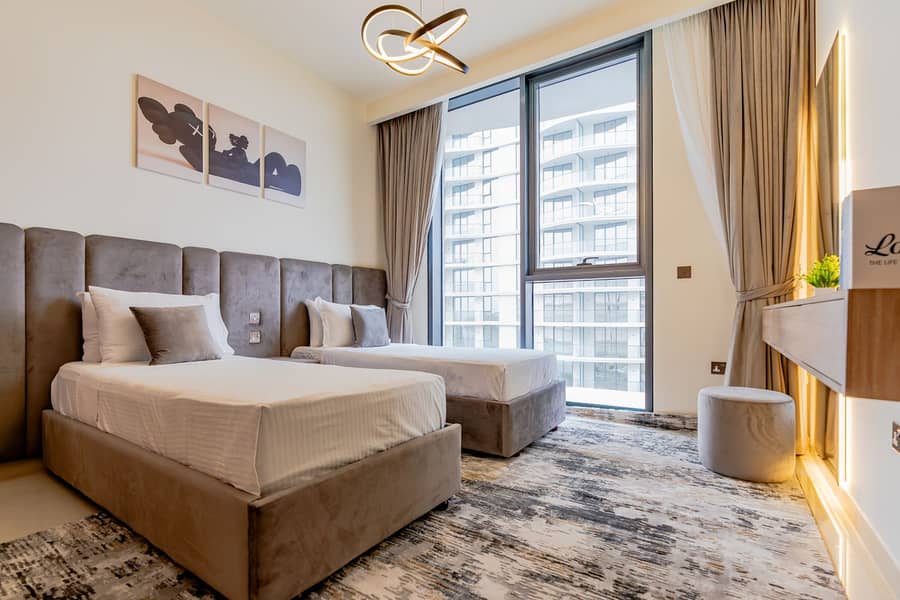 60 view from the second bedroom twin . jpg