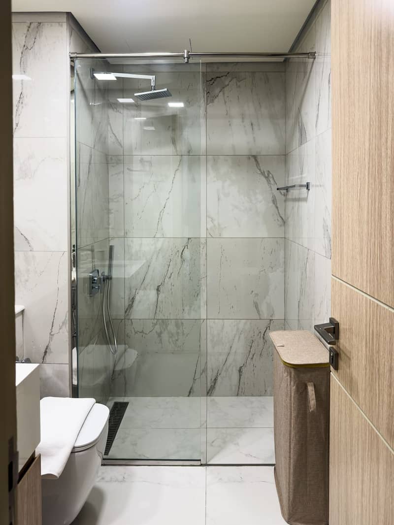 67 shower . jpg