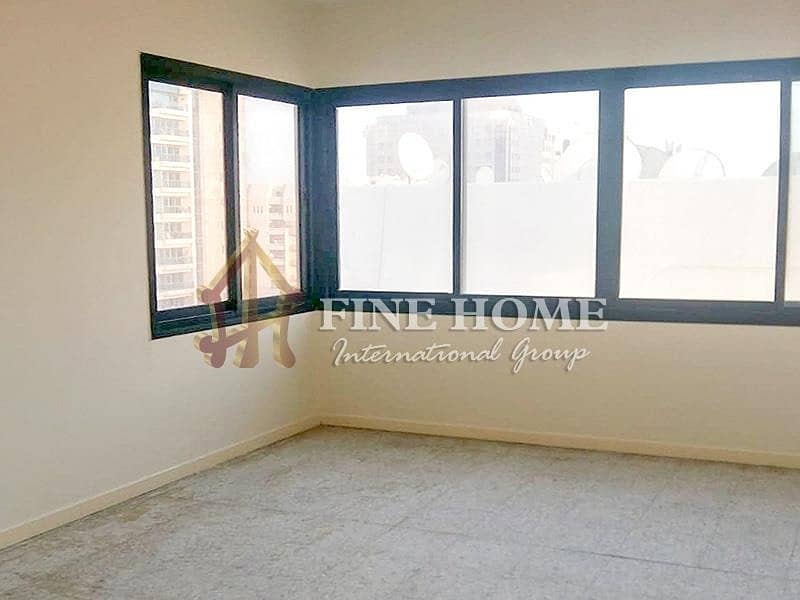 Amazing 4BR apartment in Al Najda street