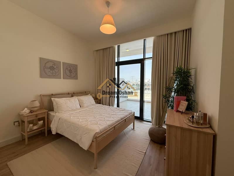 Luxurious Home | Burj View | Terrace | Ac Free - Image 9