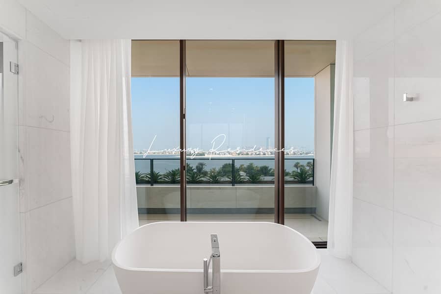 Best Price Palm View 2BR | Furnished | Upgraded - Image 19