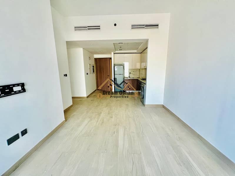 Corner Unit | Prime Location | Specious | All Aminities - Image 6