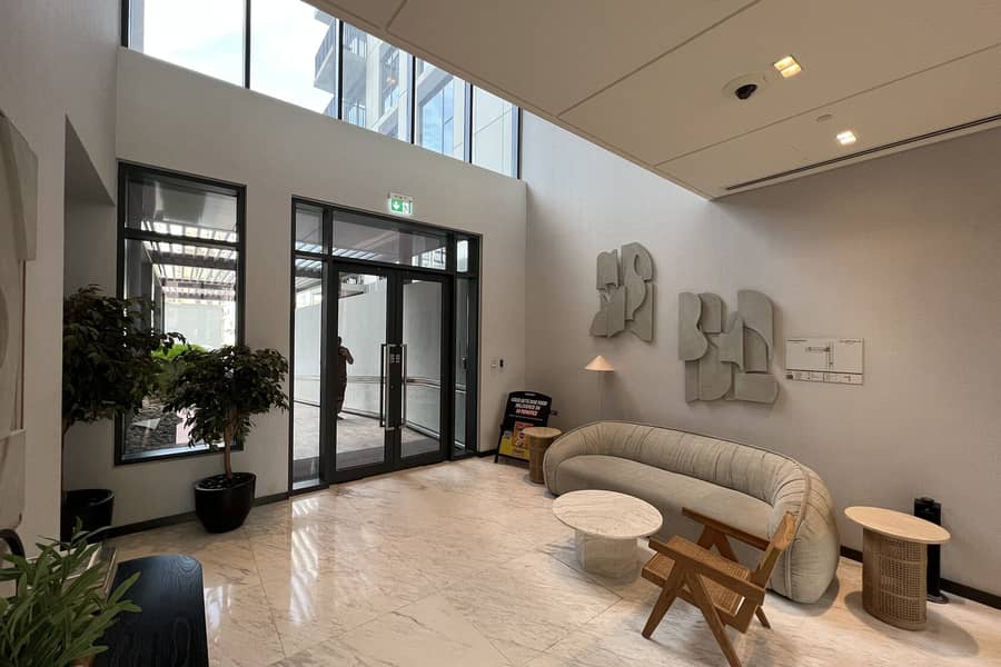 High floor | Spacious layout | Prime Dubai Hills location - Image 29