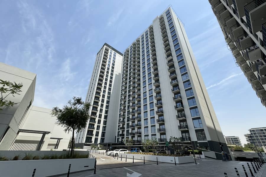 High floor | Spacious layout | Prime Dubai Hills location - Image 30