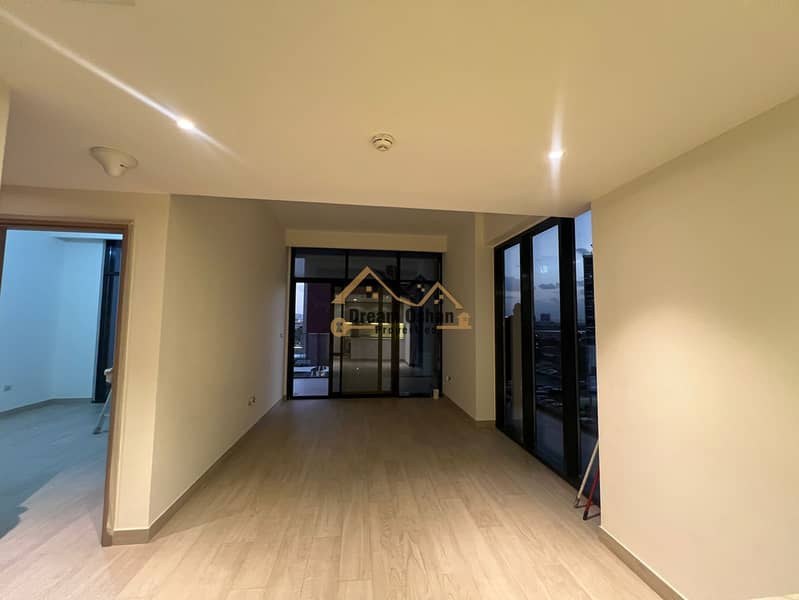 Specious | U shape Kitchen | Bright & Sunny | Panoramic View - Image 10