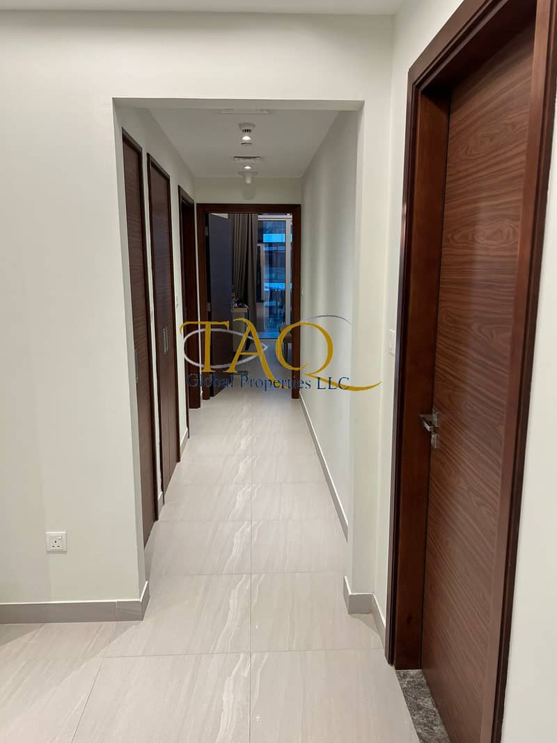 Spacious 2 BR I Burj Khalifa & One Zabeel View I Metro I Zabeel Park I Great Connectivity