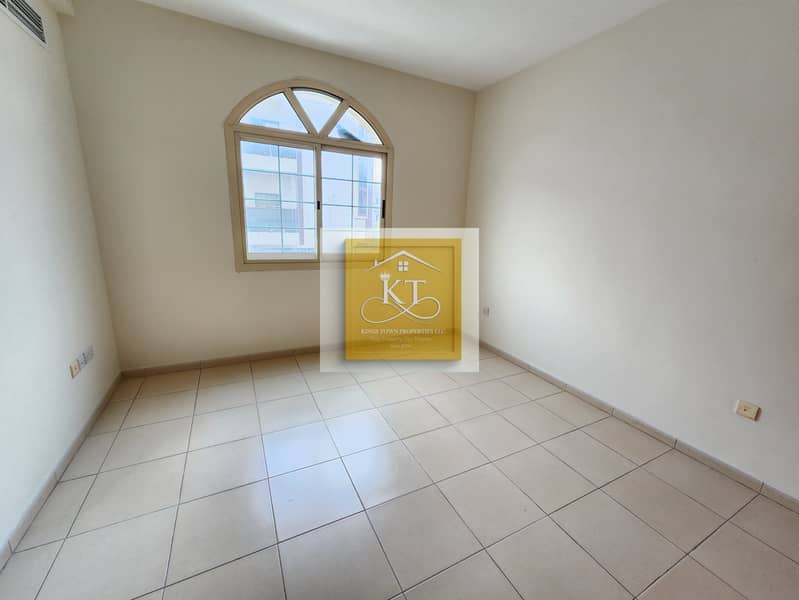 Cheapest 4 BR+ Maid Room!! Twin Villa!! Family Only!!