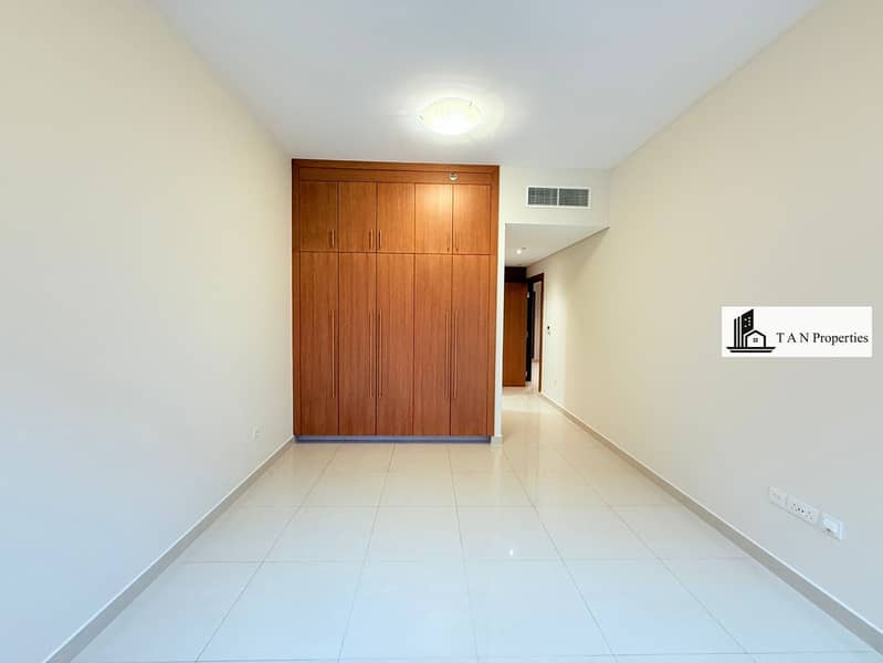 Luxury Building || With Balcony || All Amenities || - Image 8