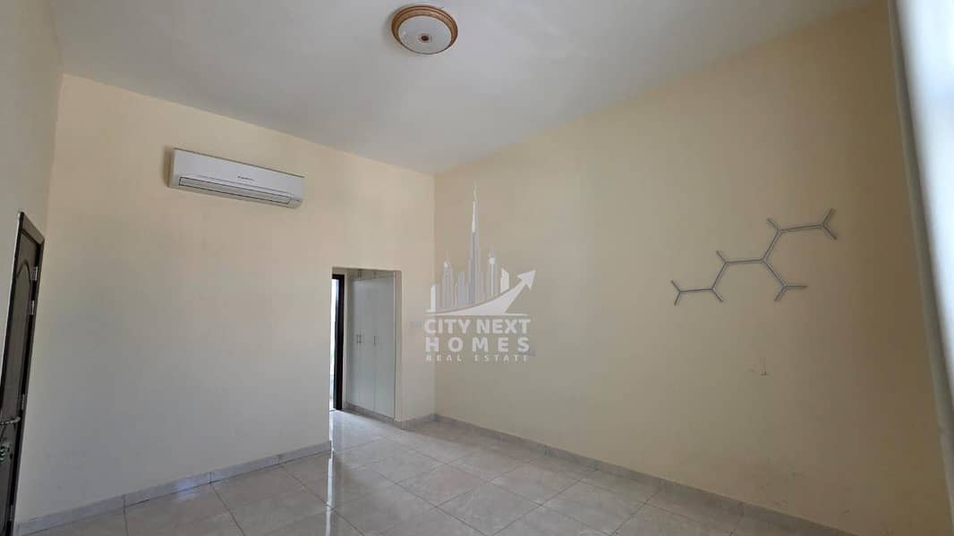 5 Bedroom | Hall | Majlis | Maid