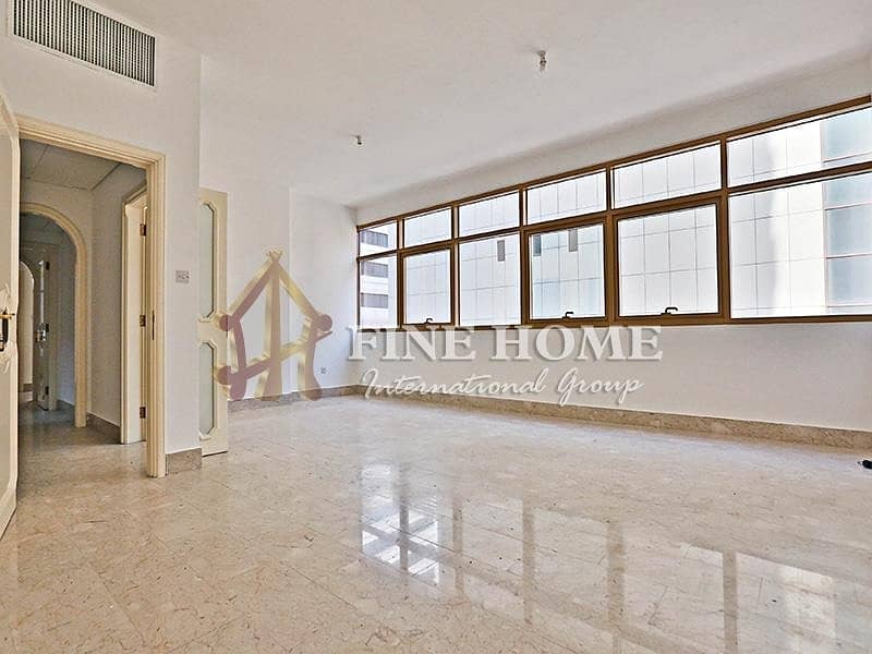Spacious and wide three bedroom Spacious and wide three bedroom