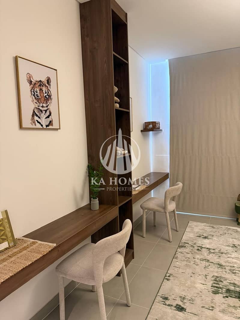 Ready-to-move-in villa - Registration fee discount - Golden residency - Freehold ownership - Easy installments for 4 years - Image 11