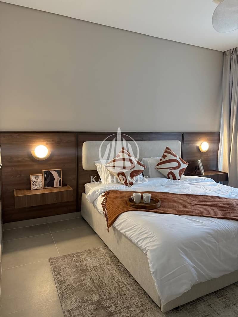 Ready-to-move-in villa - Registration fee discount - Golden residency - Freehold ownership - Easy installments for 4 years - Image 13