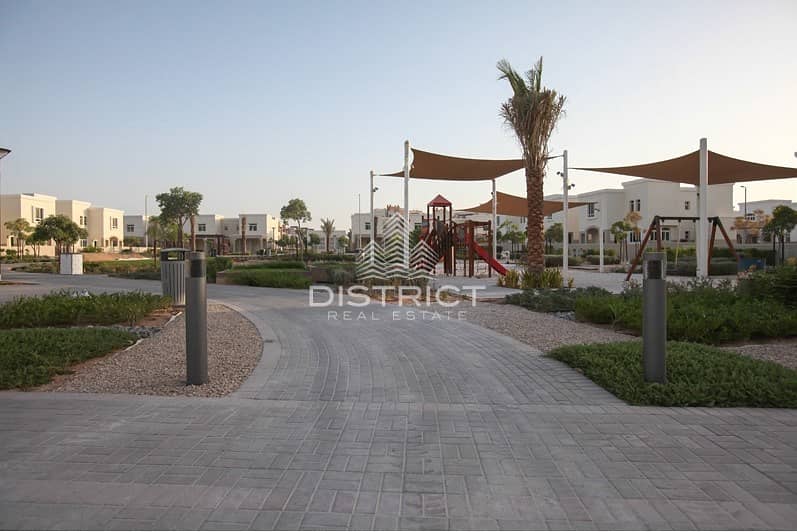 Terraced and Pool View 2BR in Al Ghadeer