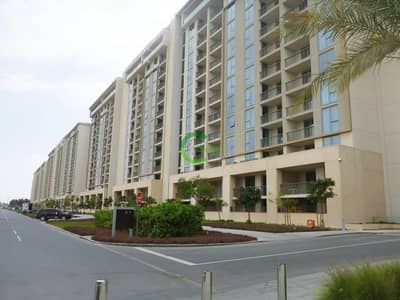 2 Bedroom Flat for Rent in Al Raha Beach, Abu Dhabi - Beautiful Two Bedroom Apartment With Iconic Views 2 Bedroom Flat for Rent in Al Raha Beach, Abu Dhabi - Beautiful Two Bedroom Apartment With Iconic Views