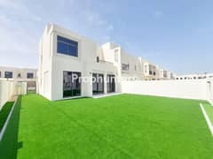 Corner Unit |Vacant |Motivated Seller| Near Pool and Park