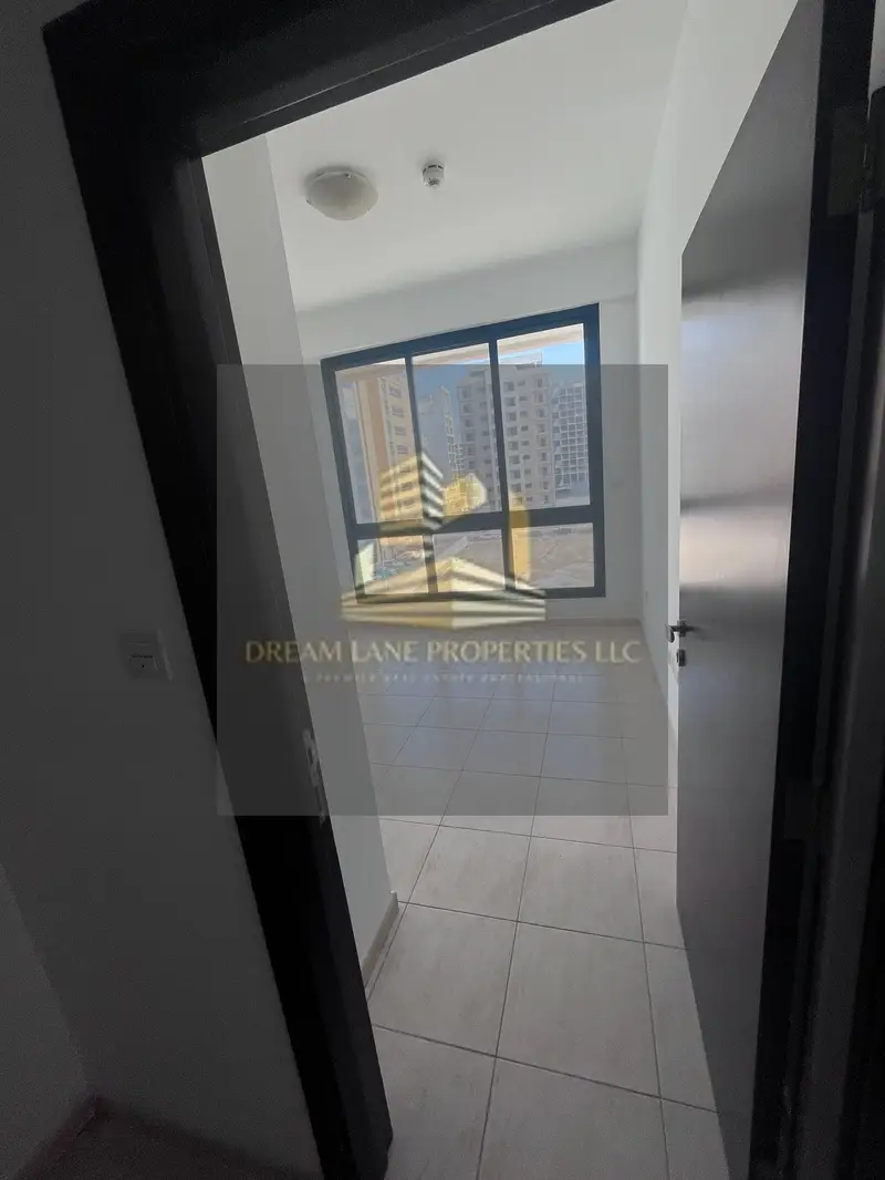 Apartment in Dubai - View 3