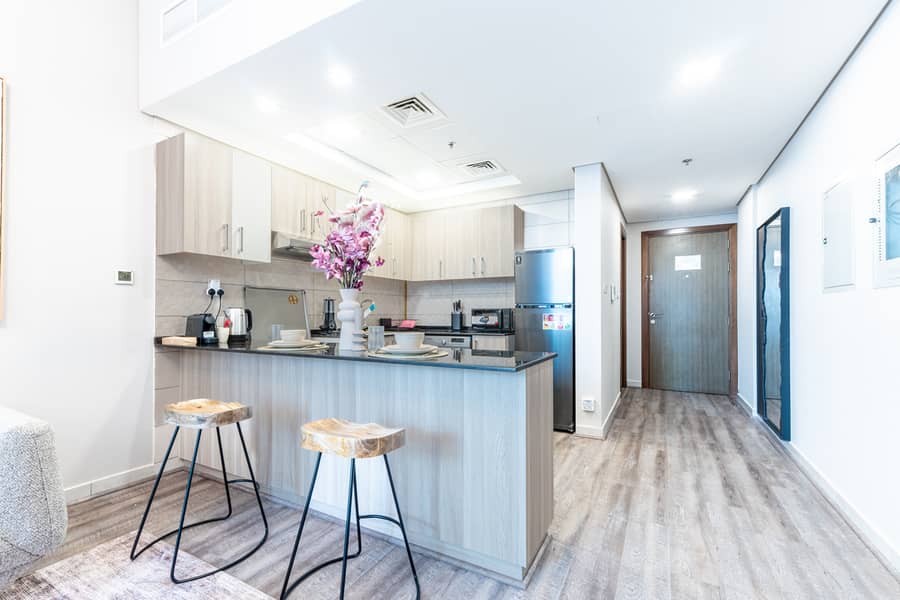 3 Kitchen 2. jpg