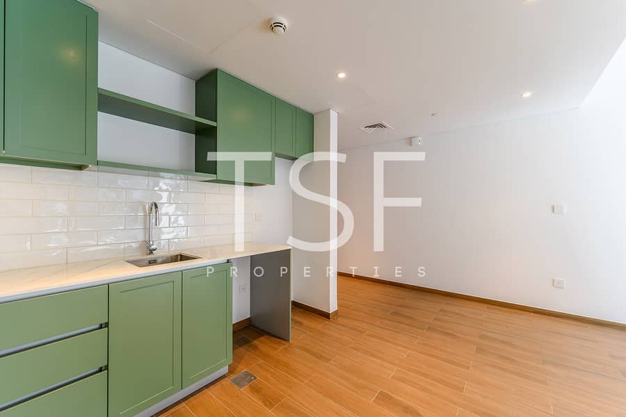 Premium Finishes | Corner Unit | High Floor