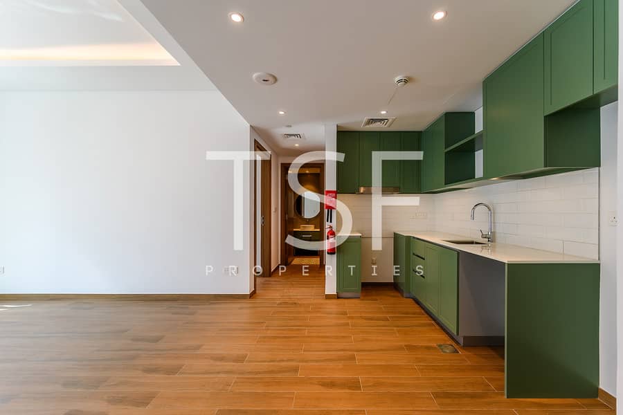 Premium Finishes | Corner Unit | High Floor