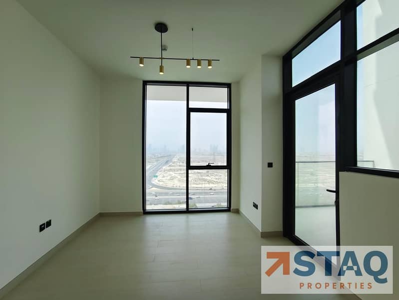 PRIME LOCATION | READY TO MOVE l PRIVATE POOL