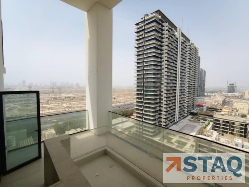 PRIME LOCATION | READY TO MOVE l PRIVATE POOL - Image 10