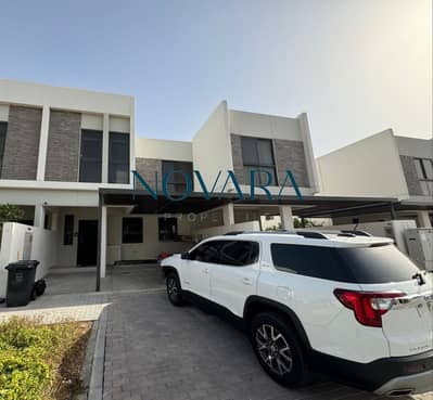 4 Bedroom Townhouse for Sale in DAMAC Hills 2 (Akoya by DAMAC), Dubai - original-83618AF4-C22B-477B-8A2F-E708AF63876E. jpeg 4 Bedroom Townhouse for Sale in DAMAC Hills 2 (Akoya by DAMAC), Dubai - original-83618AF4-C22B-477B-8A2F-E708AF63876E. jpeg
