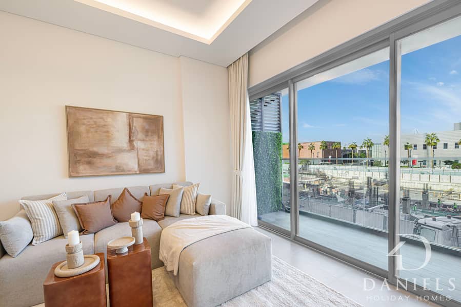 Daniels 1BR at Viridian by Central Park, City Walk