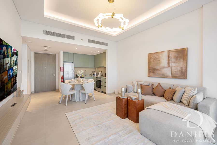 Daniels 1BR at Viridian by Central Park, City Walk