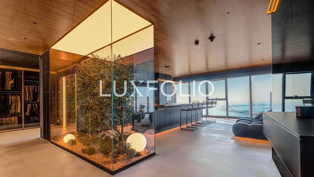 Ultra-High Luxury 2 Bedroom | Full Palm View | A Must See !