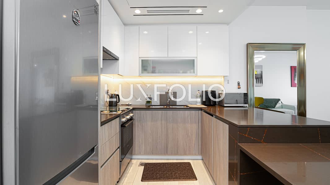 2+ Maid | Vacant | High Floor Great Views!