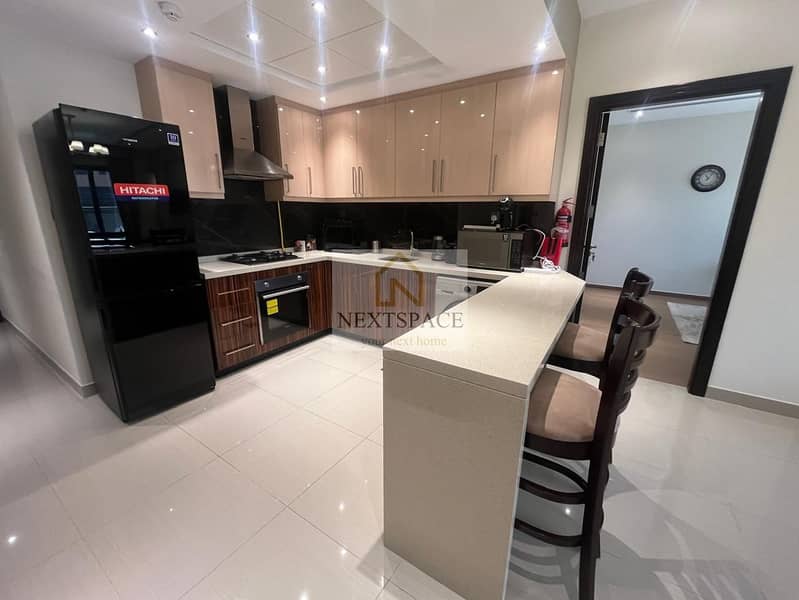 Fully Furnsihed | 1 Bedroom | Spacious | Pool view - Image 12