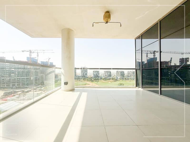 Golf View | Large Layout | Family Living