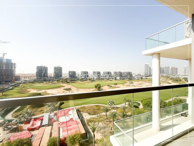 Golf View | Large Layout | Family Living