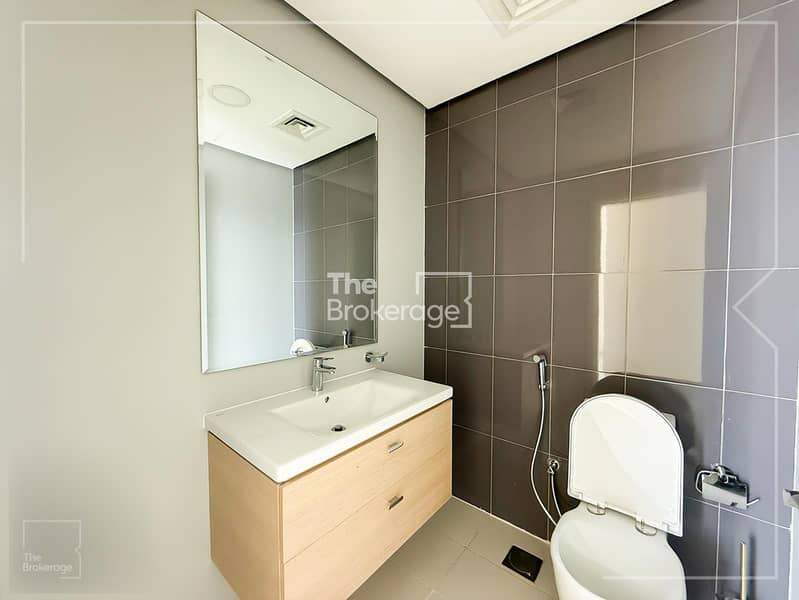 Golf View | Large Layout | Family Living - Image 10