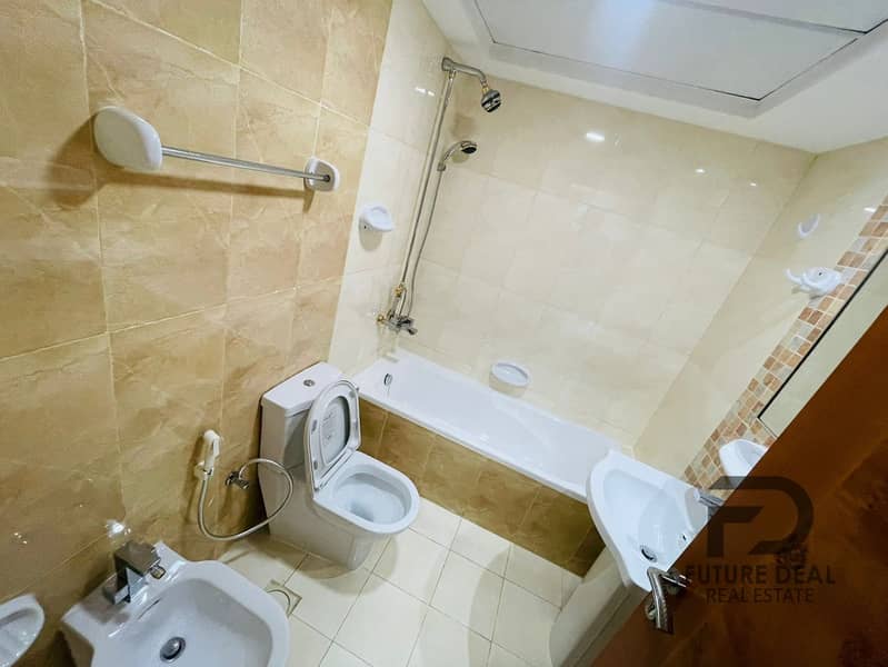 Vacant Two bedroom | With Balcony | Investors Deal | High ROI - Image 15