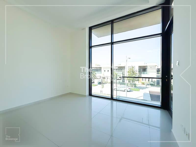 Ready to Move | Landscaped | Unfurnished