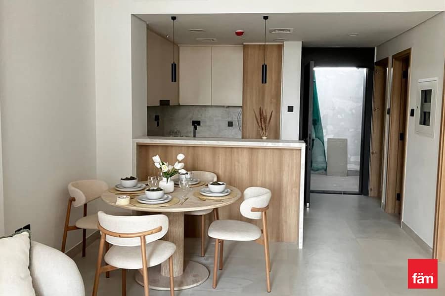 Park View | Spacious | Brand New I High ROI - Image 5