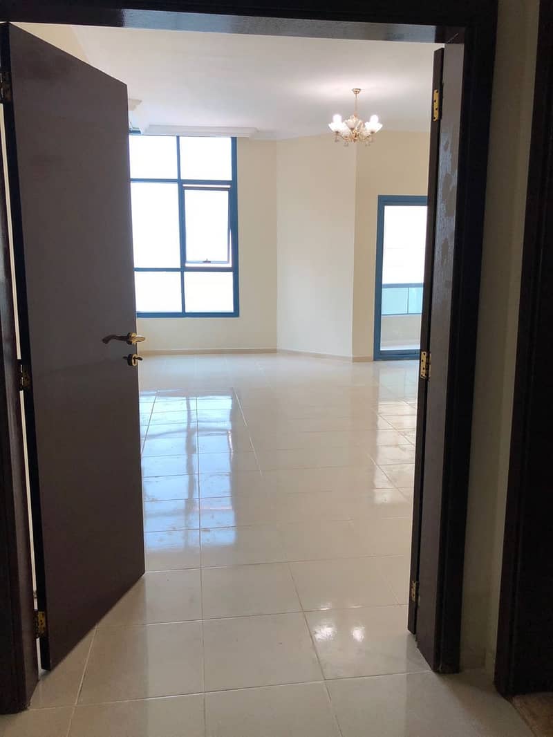 beautiful apartment for sale 2 rooms 1027 sq ft